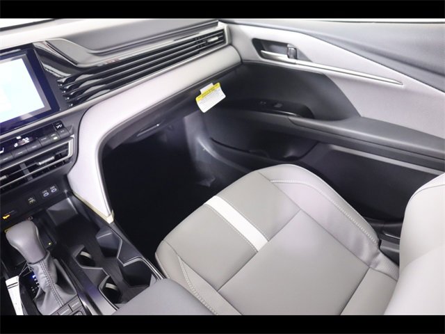Used 2026 Toyota Camry SE image 20