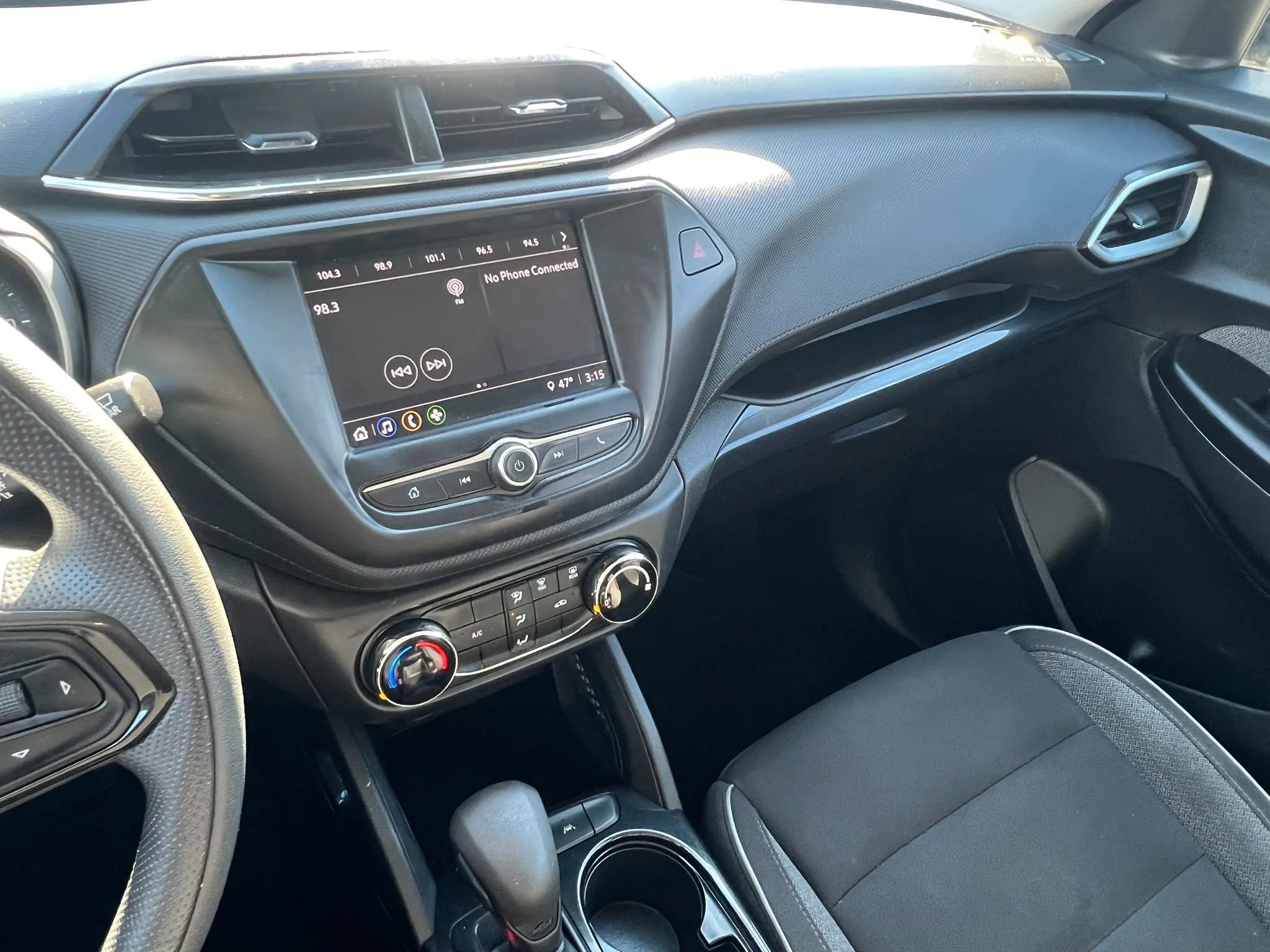 Used 2021 Chevrolet TrailBlazer LS FWD image 18