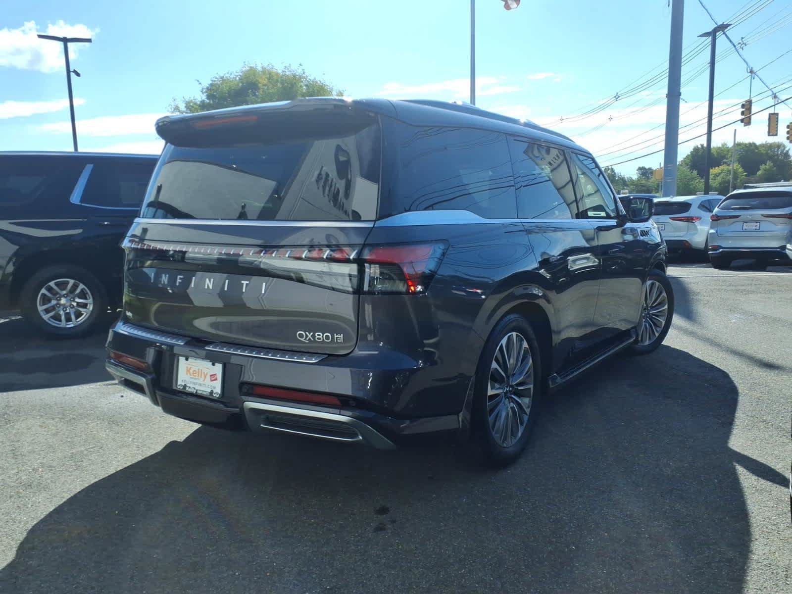 Certified 2026 INFINITI QX80 Luxe AWD/4WD image 5