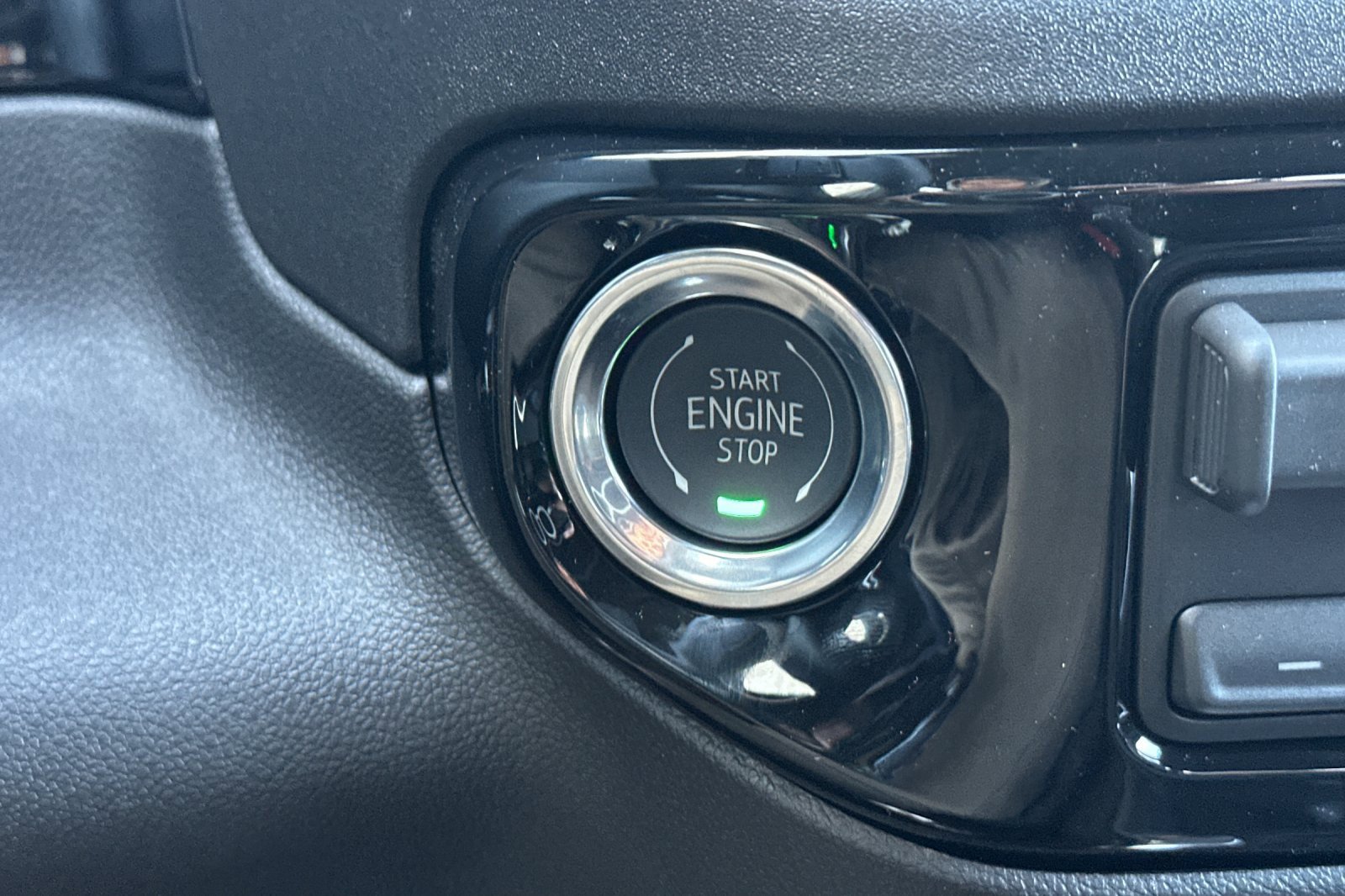 New 2026 GMC Sierra 1500 Elevation image 23