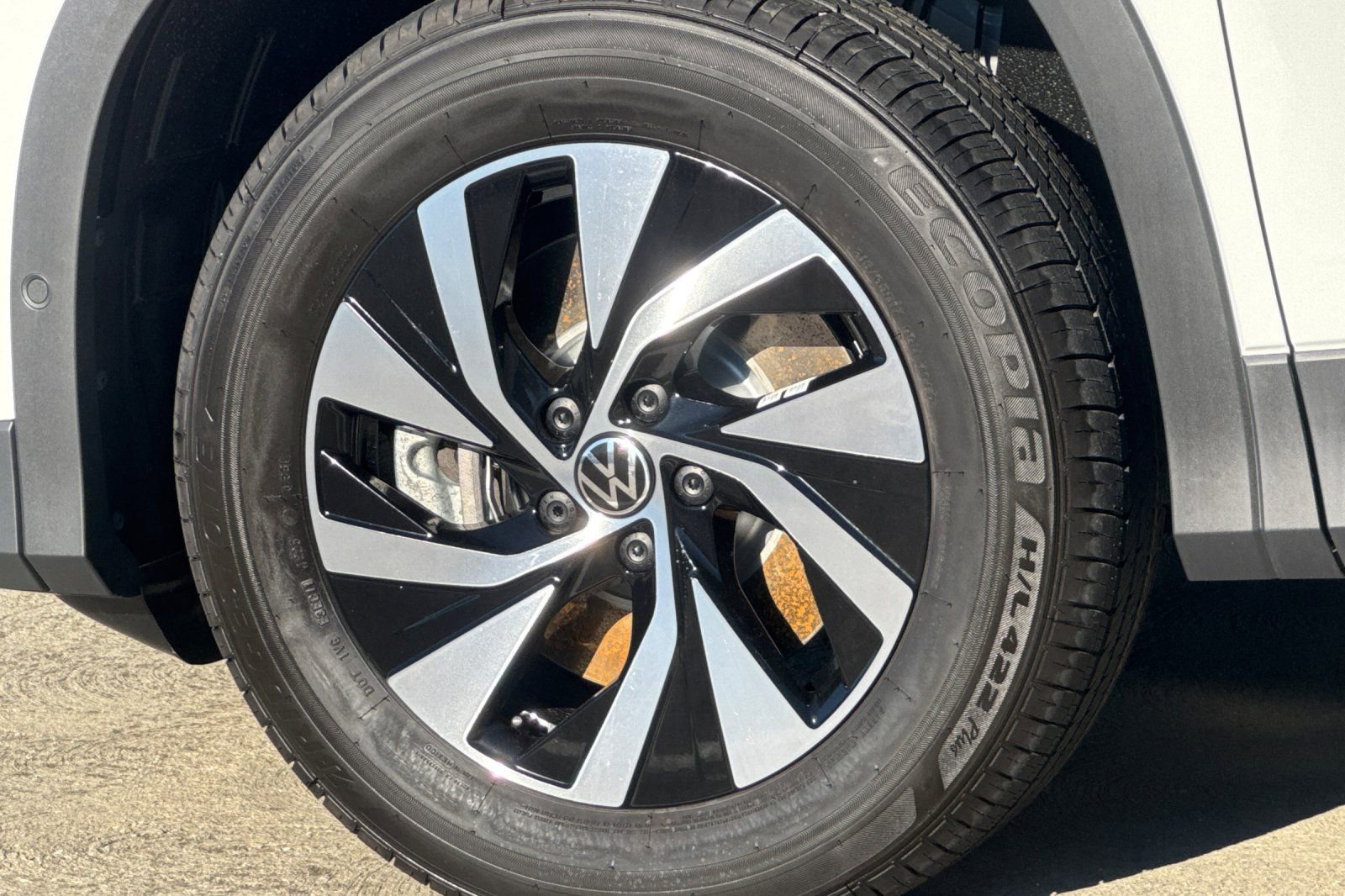 New 2026 Volkswagen Tiguan S image 25