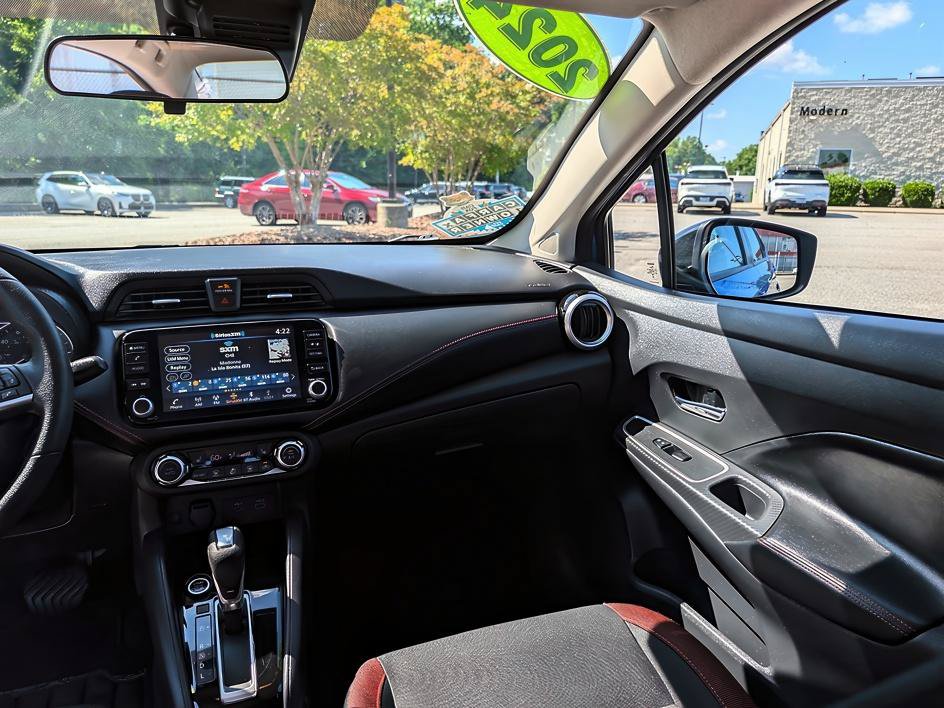 Used 2024 Nissan Versa SR FWD image 12