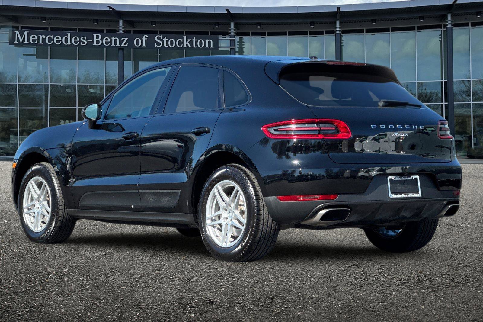 Used 2018 Porsche Macan image 6