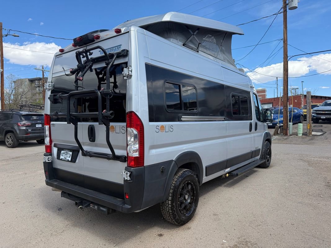 Used 2021 RAM ProMaster 2500 FWD image 5