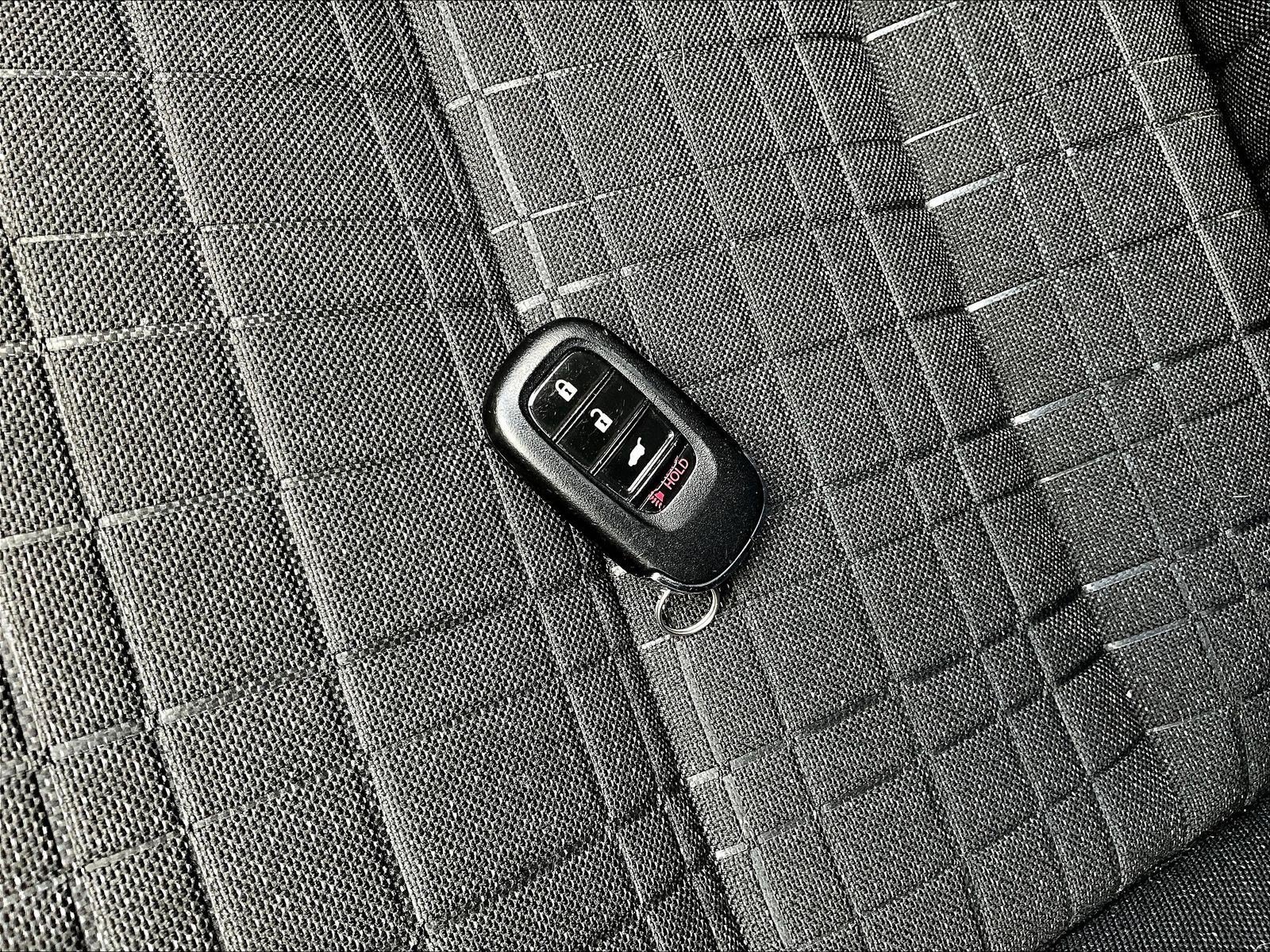 Used 2024 Honda HR-V LX image 32