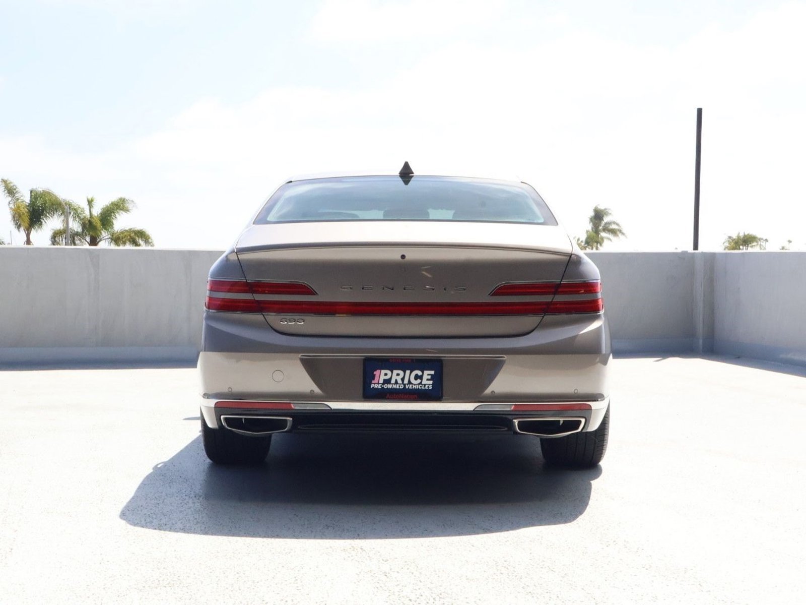 Used 2021 Genesis G90 3.3T Premium RWD image 10