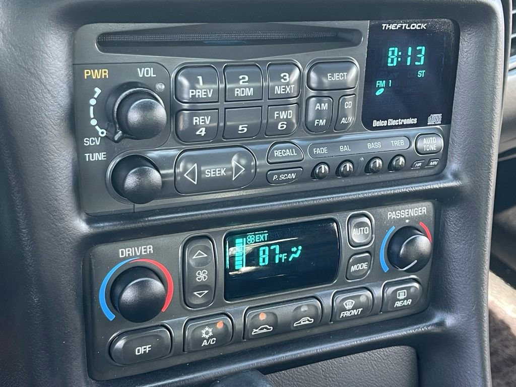 Used 2003 Chevrolet Corvette Convertible w/ Preferred Equipment Group1 image 26