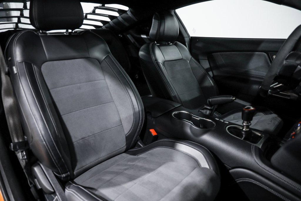 Used 2019 Ford Mustang Shelby GT350 w/ Technology Package image 31