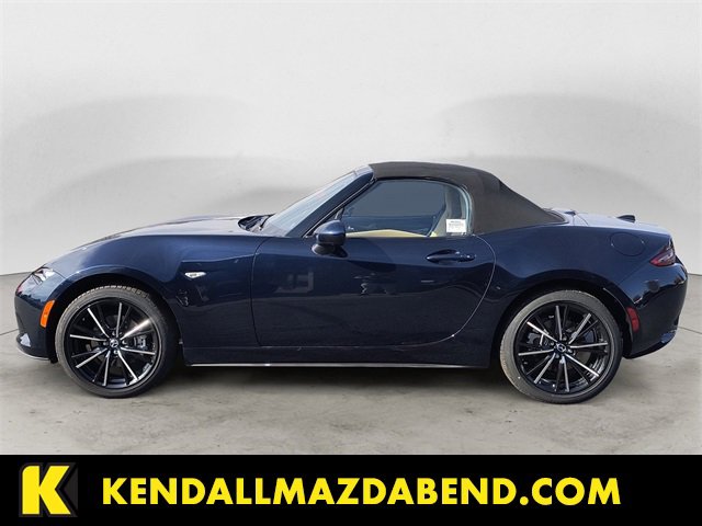 New 2025 MAZDA MX-5 Miata Grand Touring image 2