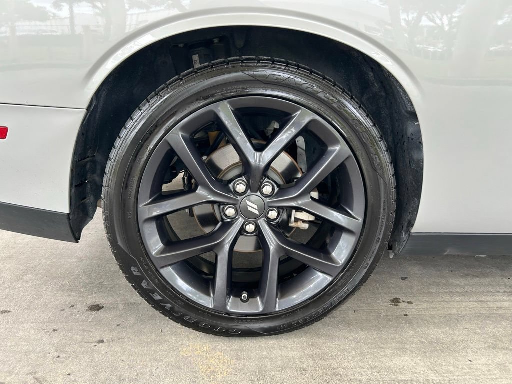 Used 2023 Dodge Challenger R/T w/ Blacktop Package RWD image 20