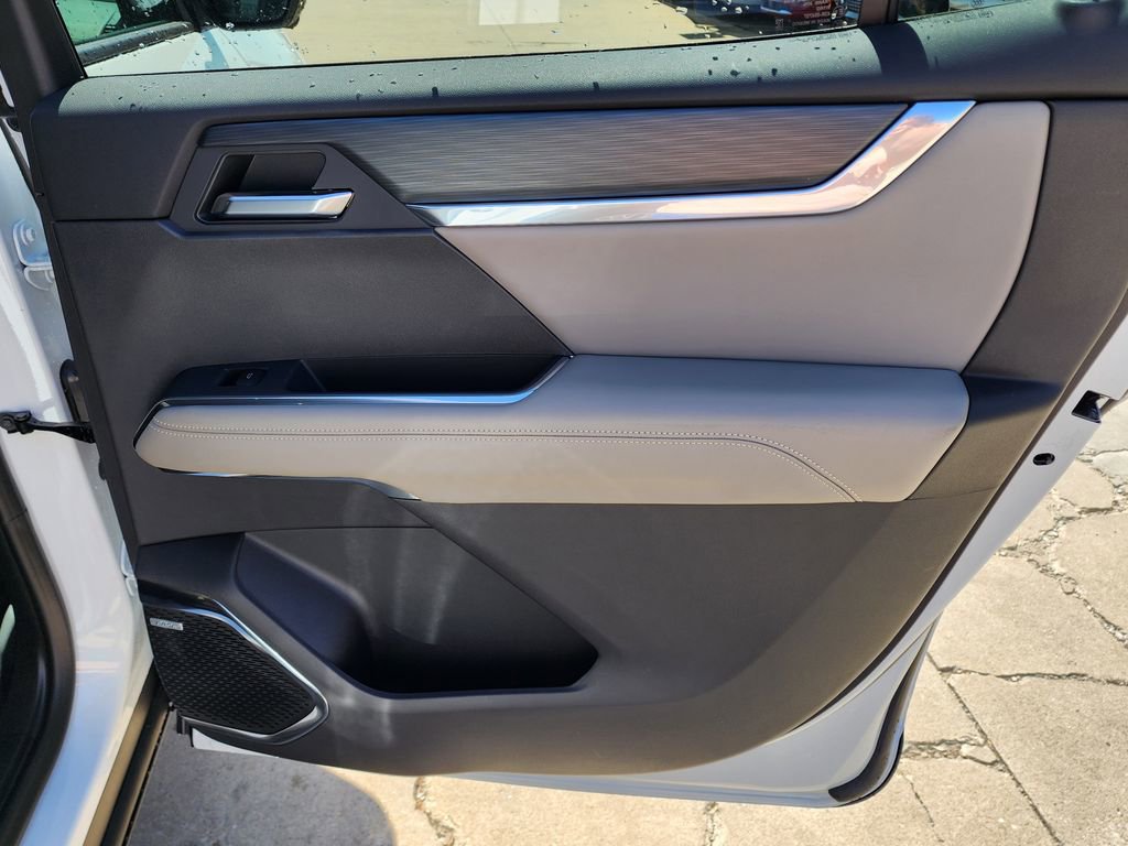 New 2026 GMC Acadia Elevation image 43