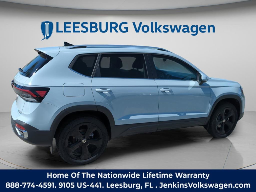 New 2026 Volkswagen Taos SEL image 5