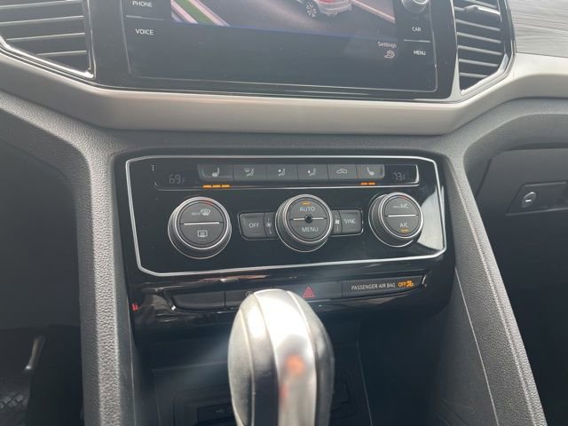 Certified 2022 Volkswagen Atlas Cross Sport SE w/ Panoramic Sunroof Package image 26