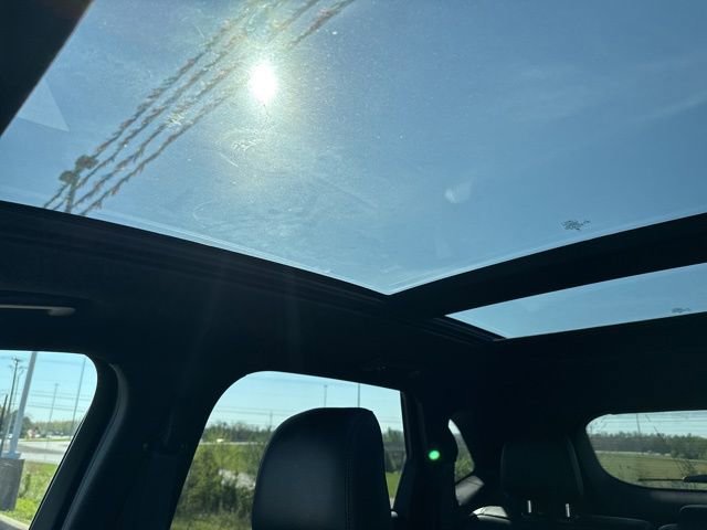 Used 2024 Ford Edge ST-Line image 14