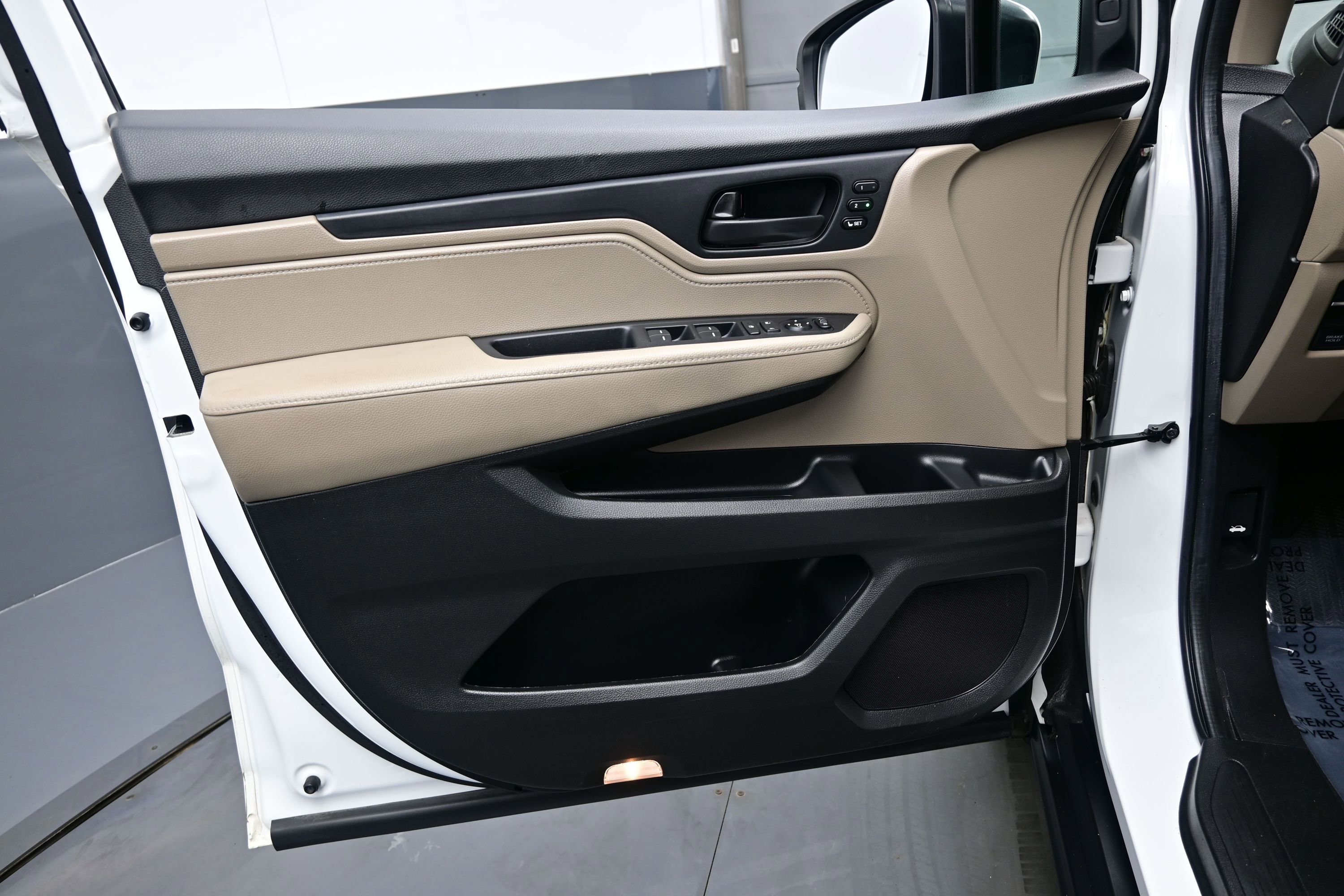 Used 2022 Honda Odyssey EX-L image 9