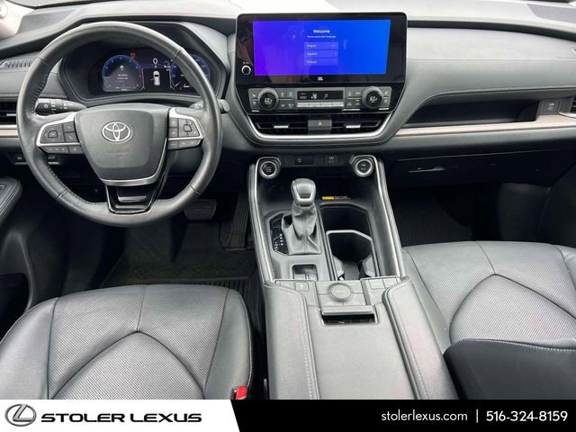 Used 2024 Toyota Grand Highlander Limited image 18