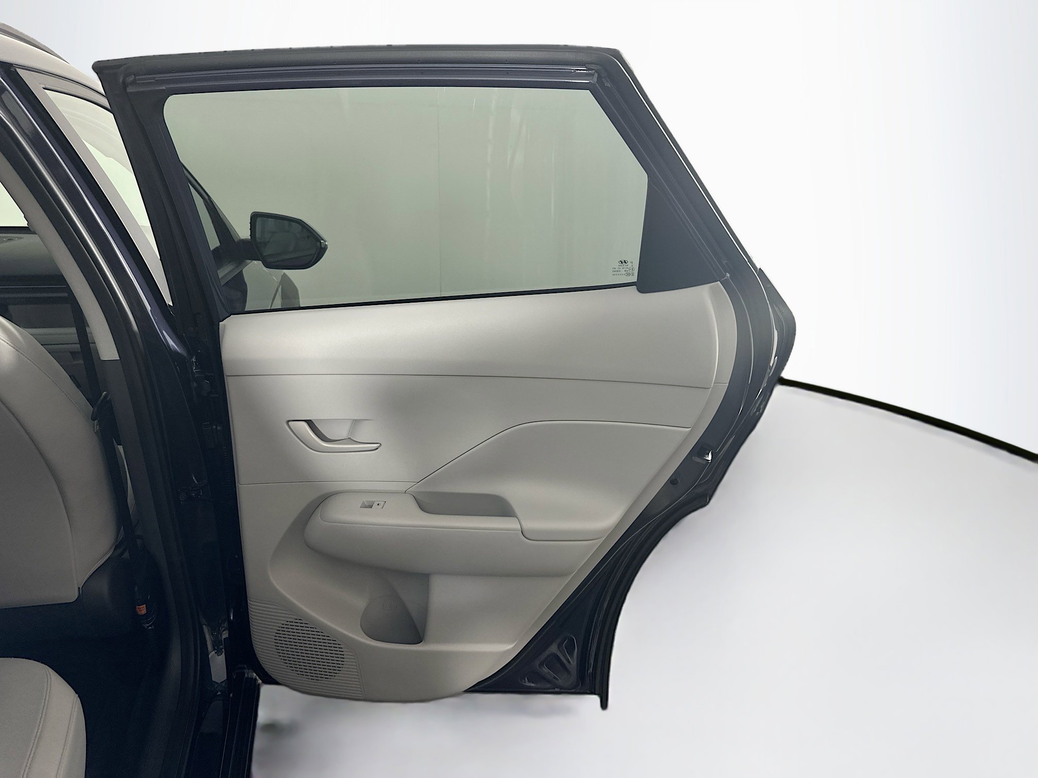 Used 2025 Hyundai Kona SEL image 31