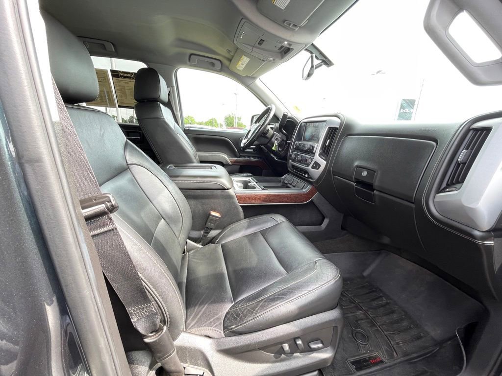 Used 2018 GMC Sierra 1500 SLT w/ SLT Premium Package AWD/4WD image 28