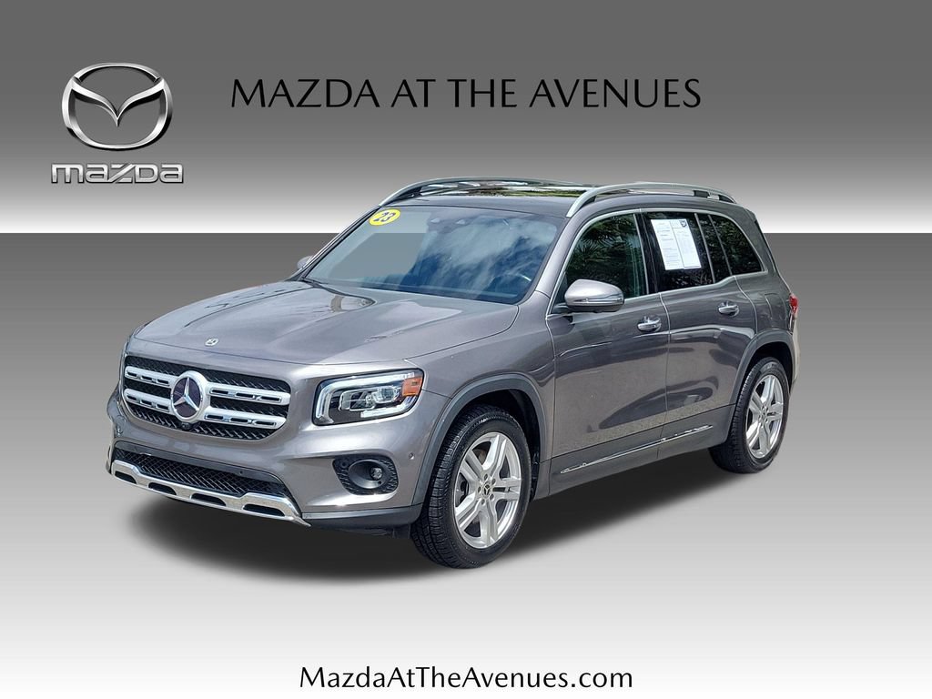Used 2023 Mercedes-Benz GLB 250 4MATIC w/ Premium Package image 1