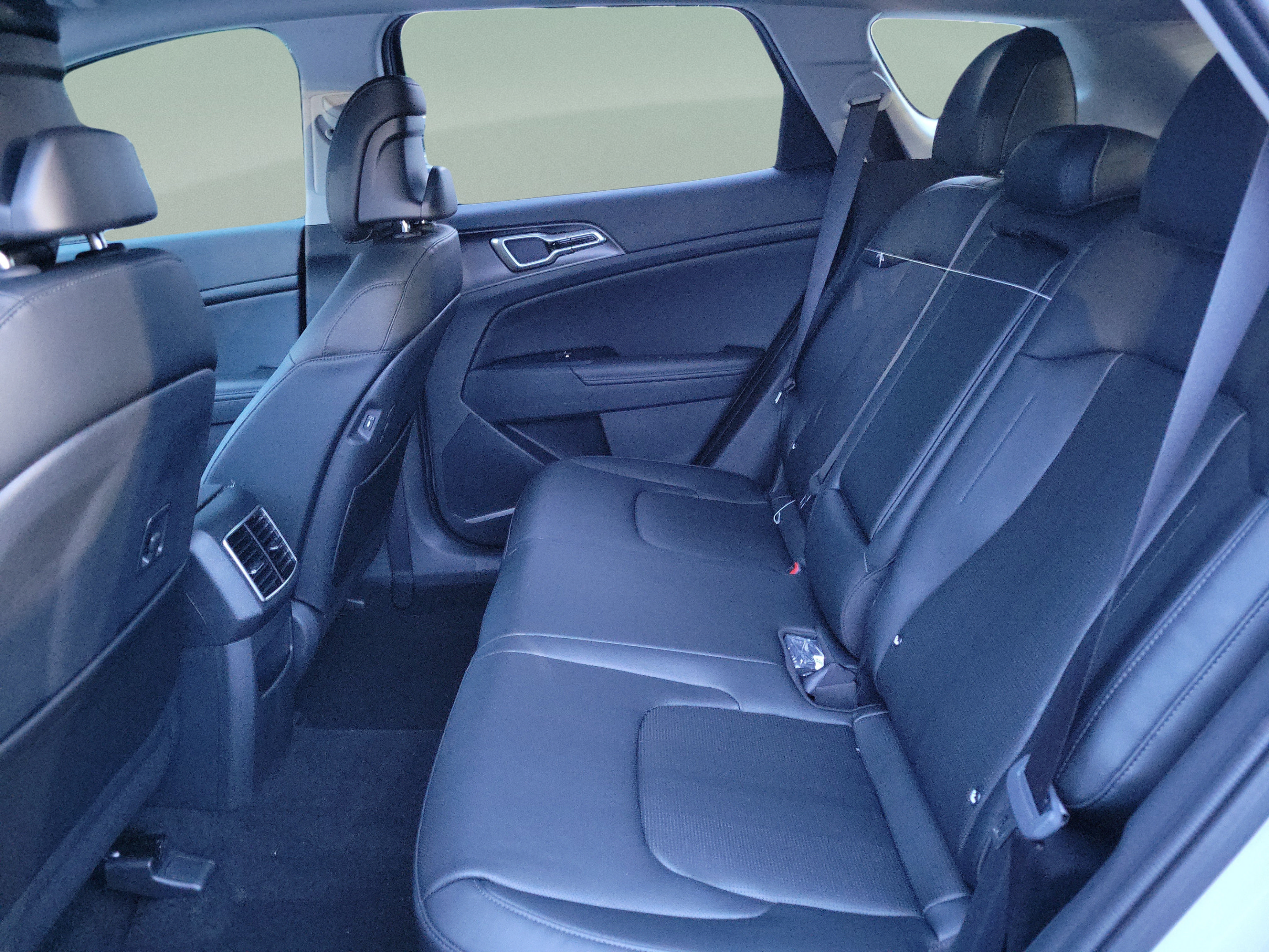 New 2027 Kia Sportage EX FWD image 6