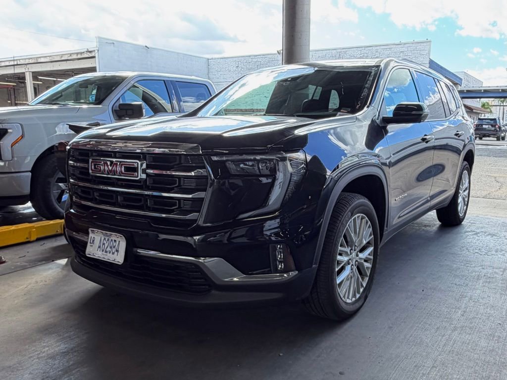 Used 2024 GMC Acadia Elevation image 3