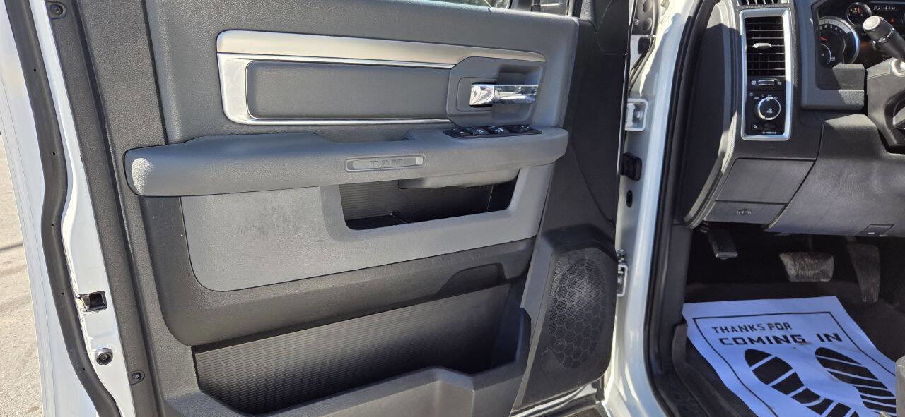 Used 2016 RAM 1500 Big Horn AWD/4WD image 11