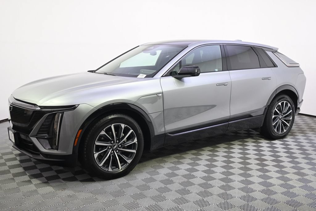 Certified 2024 Cadillac Lyriq Sport w/ LPO, Floor Liner Package AWD/4WD image 2