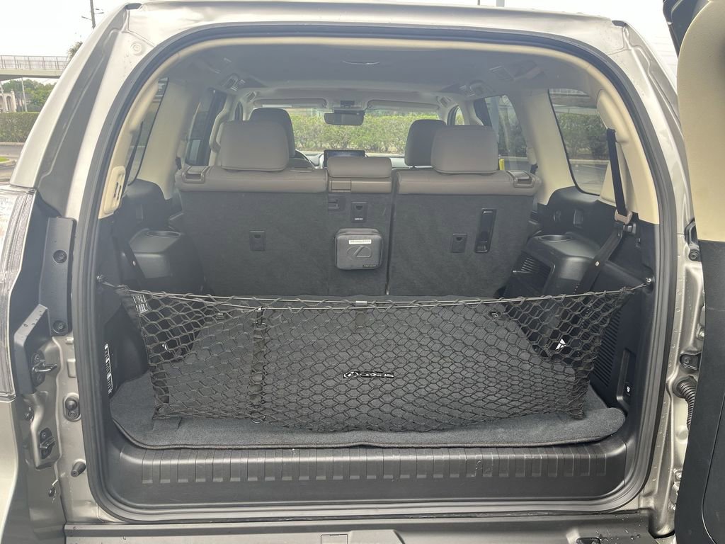 Used 2023 Lexus GX 460 Premium w/ Premium Plus Package AWD/4WD image 13