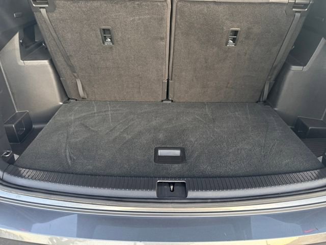 Used 2025 Volkswagen Atlas SE FWD image 23