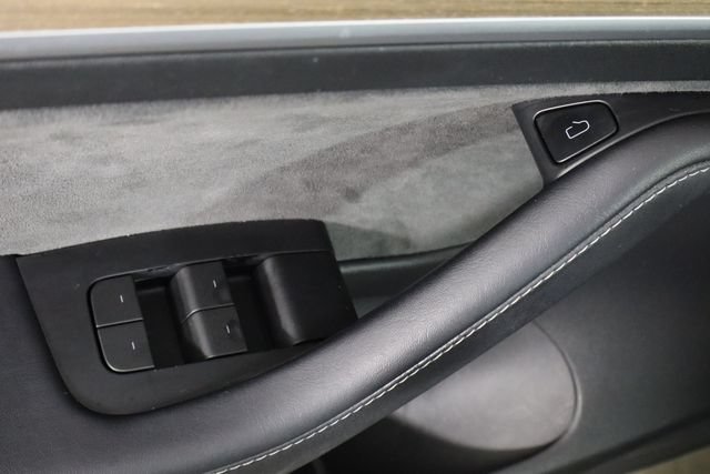Used 2023 Tesla Model 3 Standard Range RWD image 18