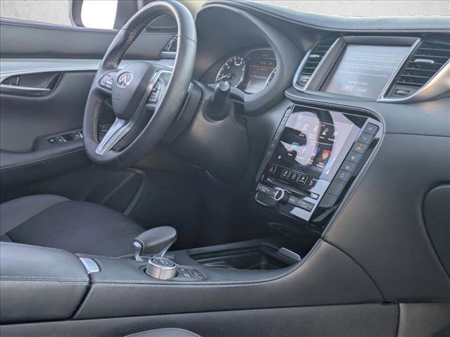 Used 2019 INFINITI QX50 Luxe w/ Navigation Package image 24