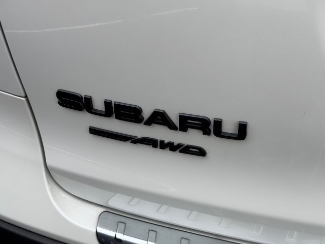 Certified 2025 Subaru Ascent Bronze Edition AWD/4WD image 13
