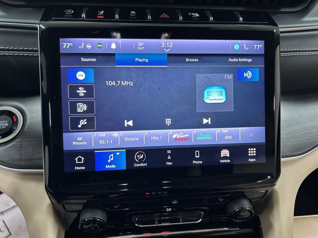 Certified 2021 Jeep Grand Cherokee L Limited image 14