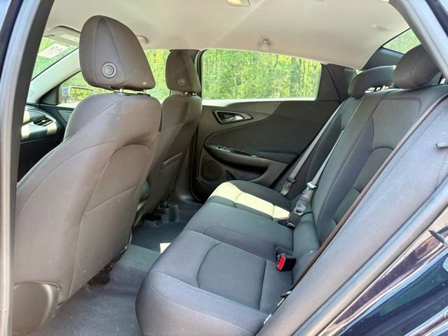 Used 2023 Chevrolet Malibu RS image 28