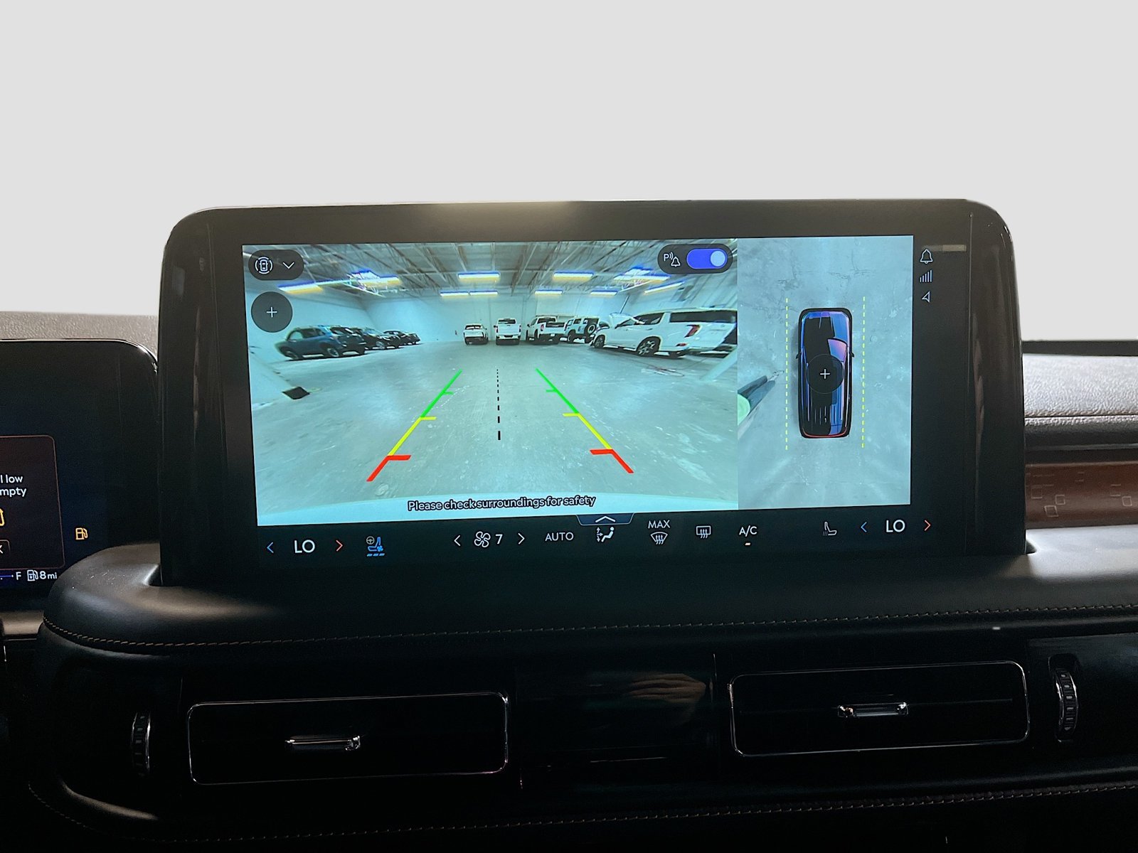 Used 2025 Lincoln Aviator Black Label w/ Black Label Special Edition AWD/4WD image 14