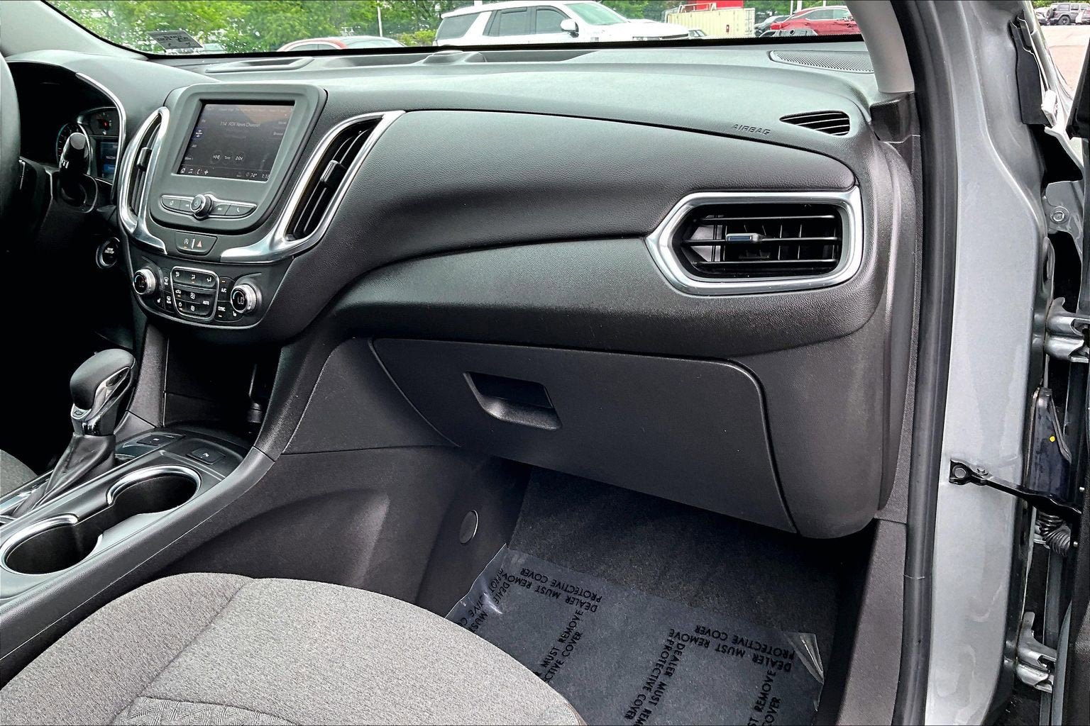 Used 2024 Chevrolet Equinox LT AWD/4WD image 15