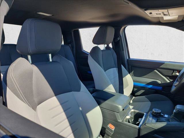 Used 2024 Toyota Tacoma TRD Off-Road image 15