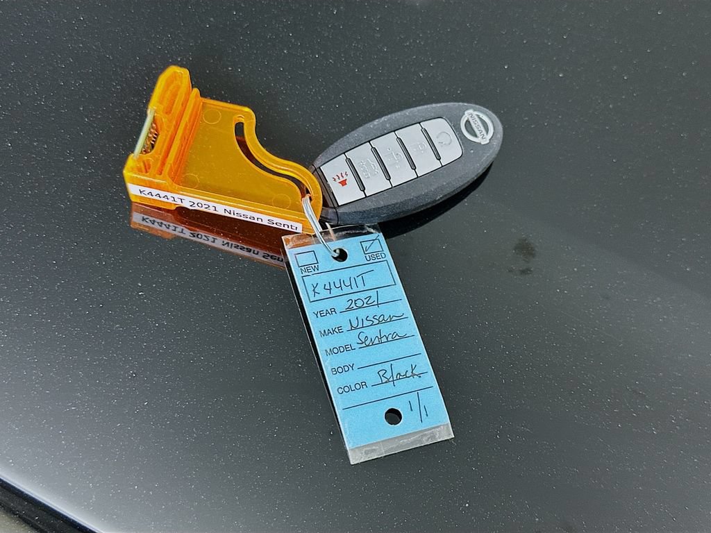 Used 2021 Nissan Sentra SR FWD image 35