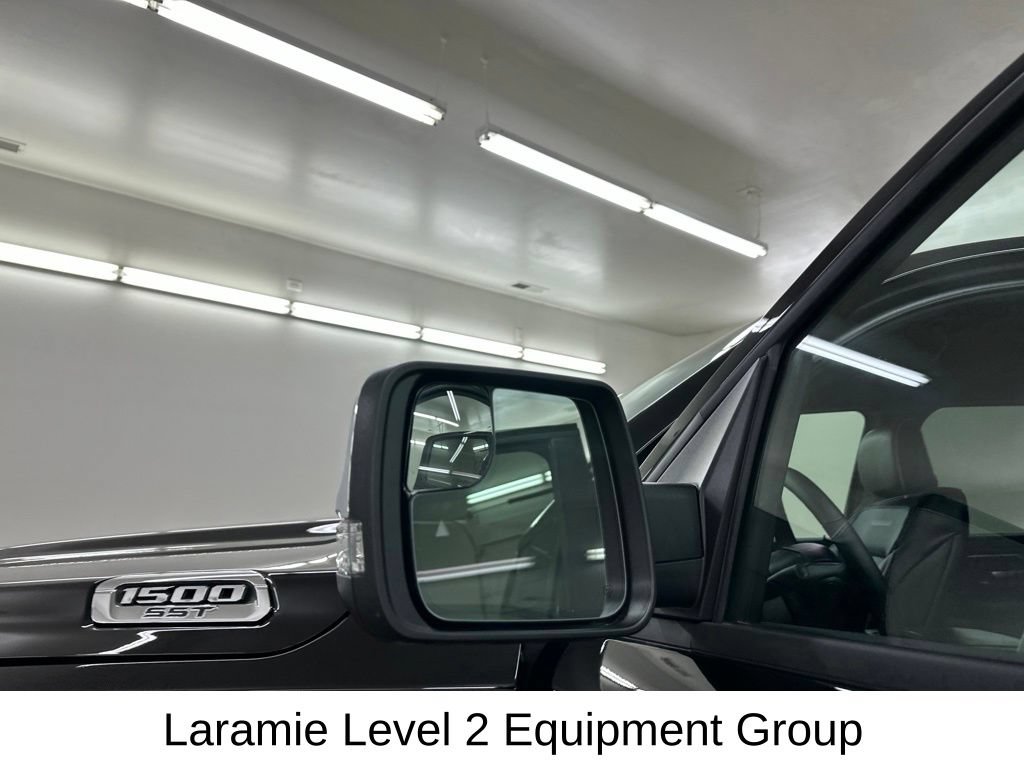 Used 2025 RAM 1500 Laramie AWD/4WD image 19