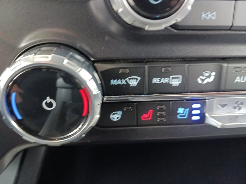 Used 2026 Ford F250 Lariat w/ Chrome Package AWD/4WD image 26