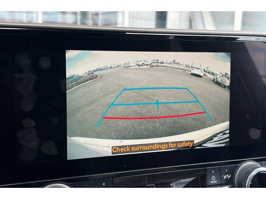 Used 2023 Toyota Highlander XLE image 23