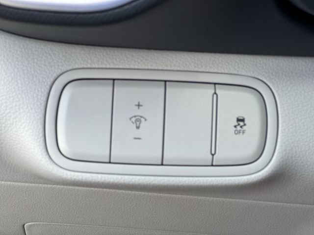 New 2026 Hyundai Venue SEL FWD image 24