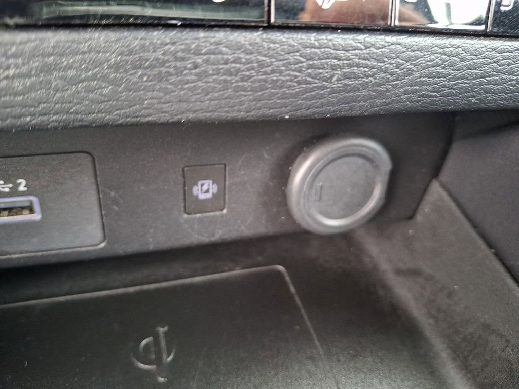 Used 2024 Mitsubishi Outlander SE Black Edition image 24