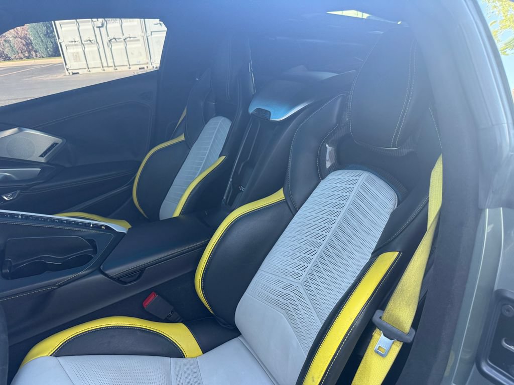 Used 2022 Chevrolet Corvette Stingray Premium Cpe RWD image 18