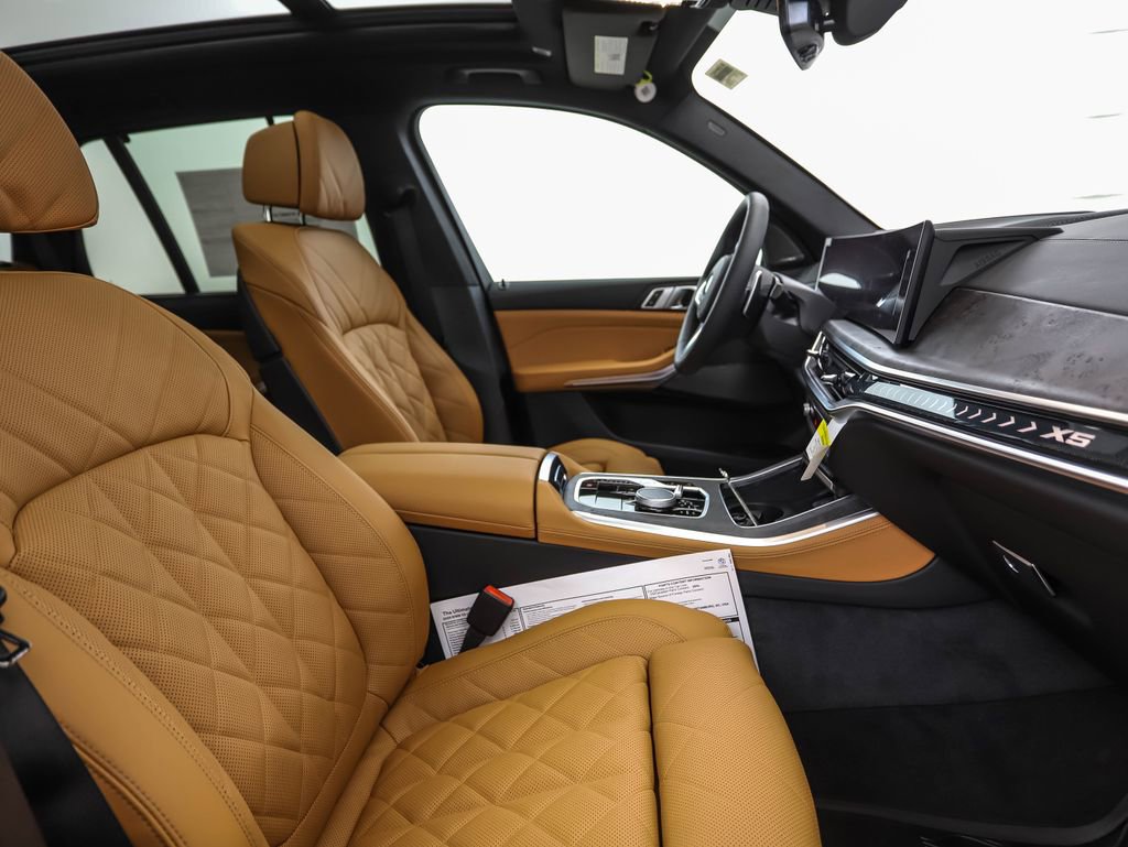 New 2026 BMW X5 xDrive40i w/ M Sport Package image 30