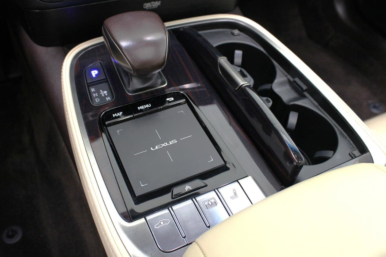 Used 2018 Lexus LS 500 w/ Luxury Package RWD image 71