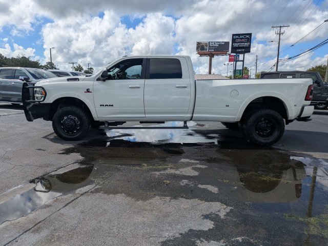 Used 2022 RAM 3500 Laramie AWD/4WD image 8