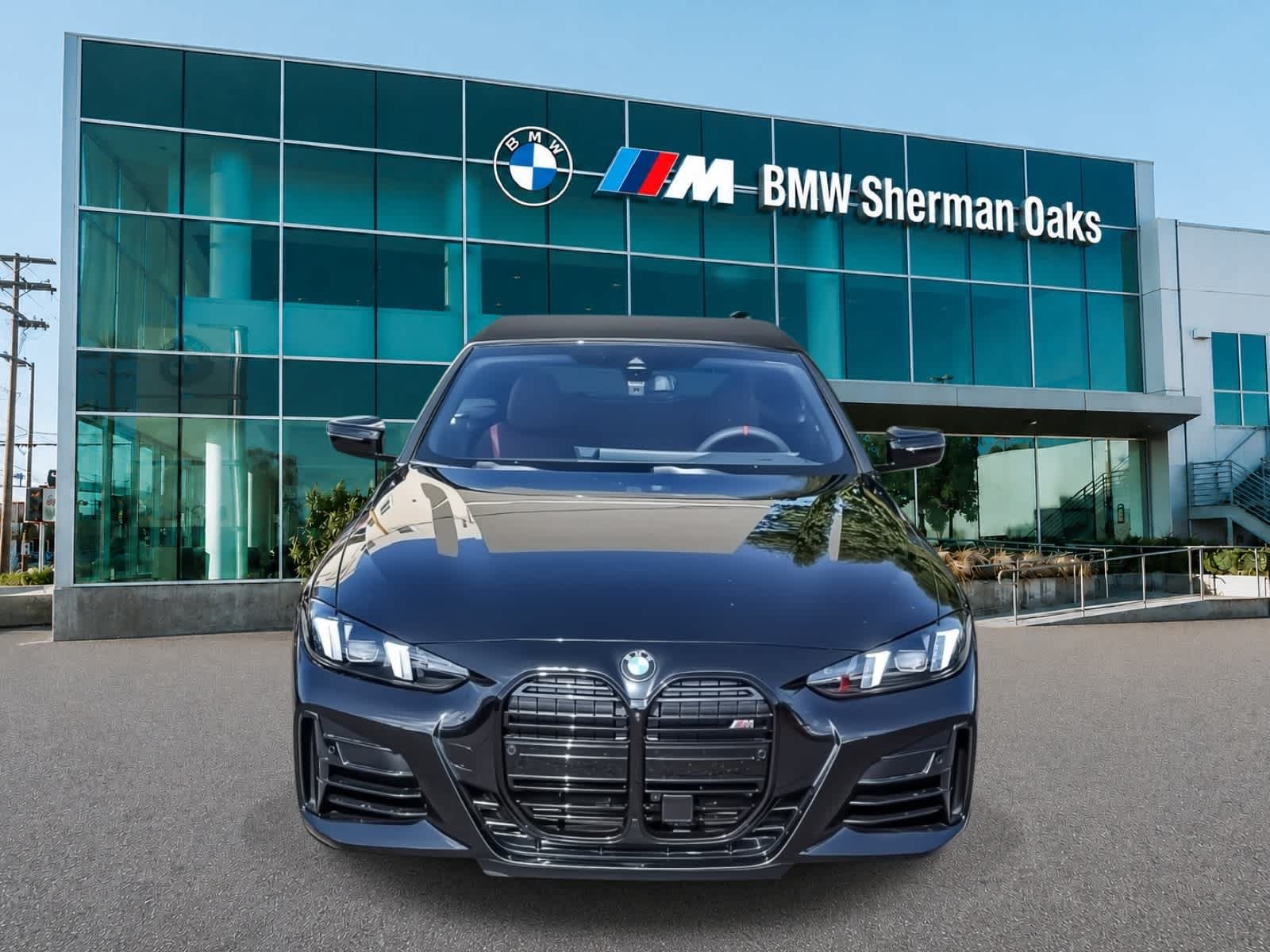 New 2026 BMW M440i Convertible w/ Premium Package RWD image 2