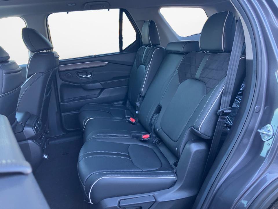 New 2026 Honda Pilot Elite image 12