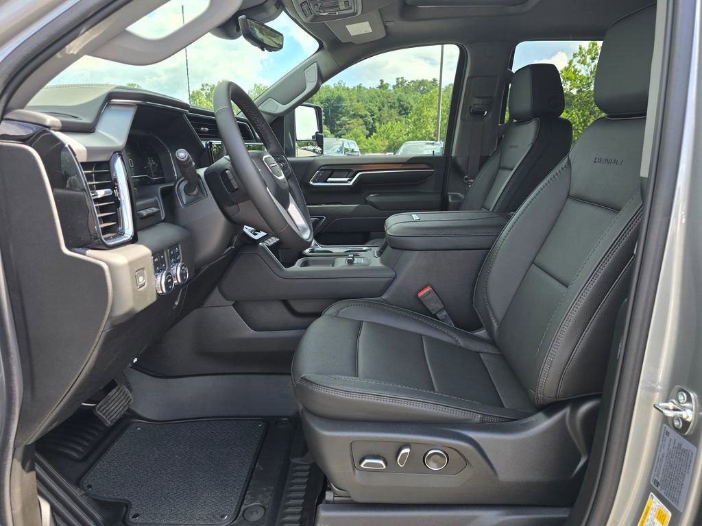 New 2025 GMC Sierra 2500 Denali w/ Max Trailering Package image 4